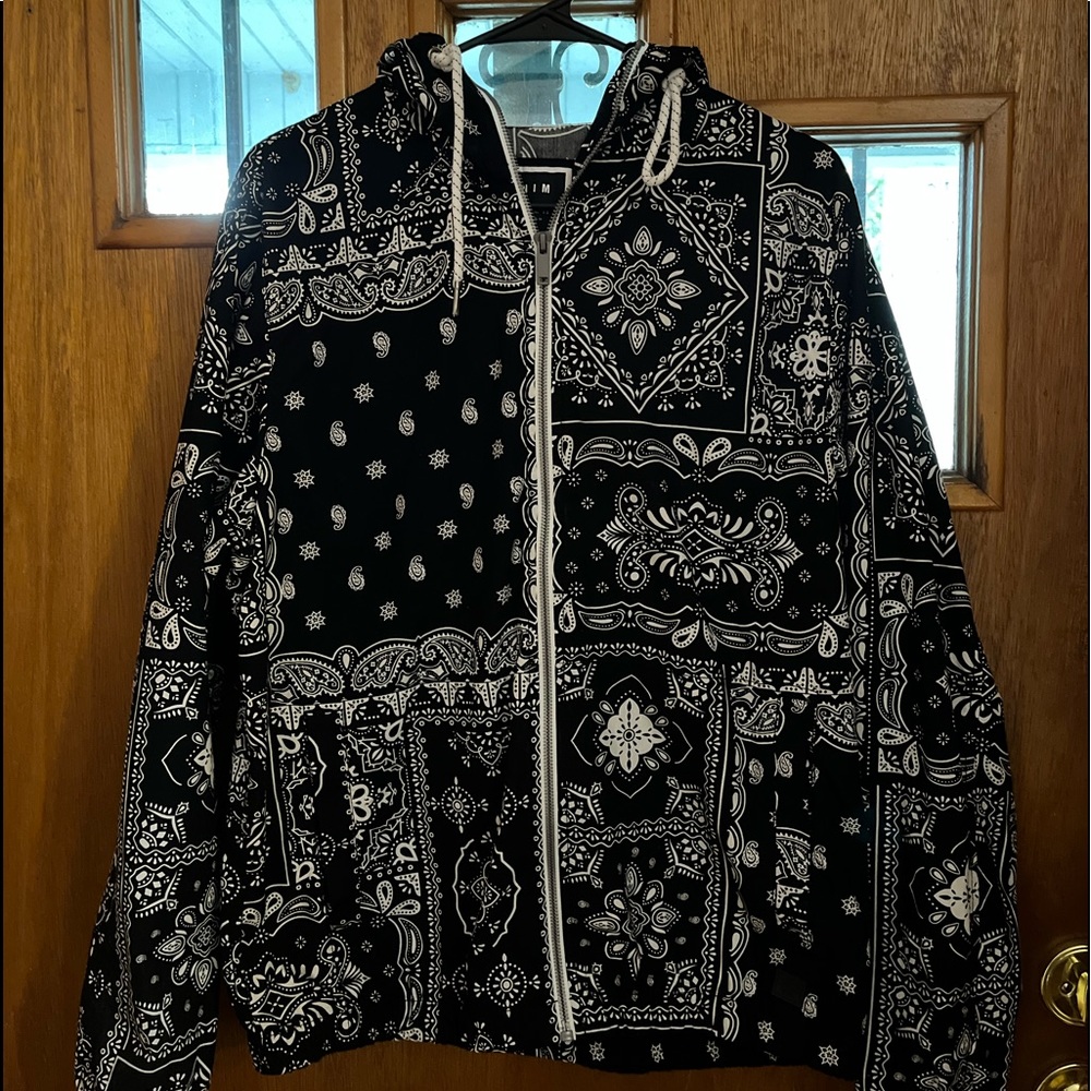 Black & White bandana print lightweight jacket. With hood. Denim & Flower, med.